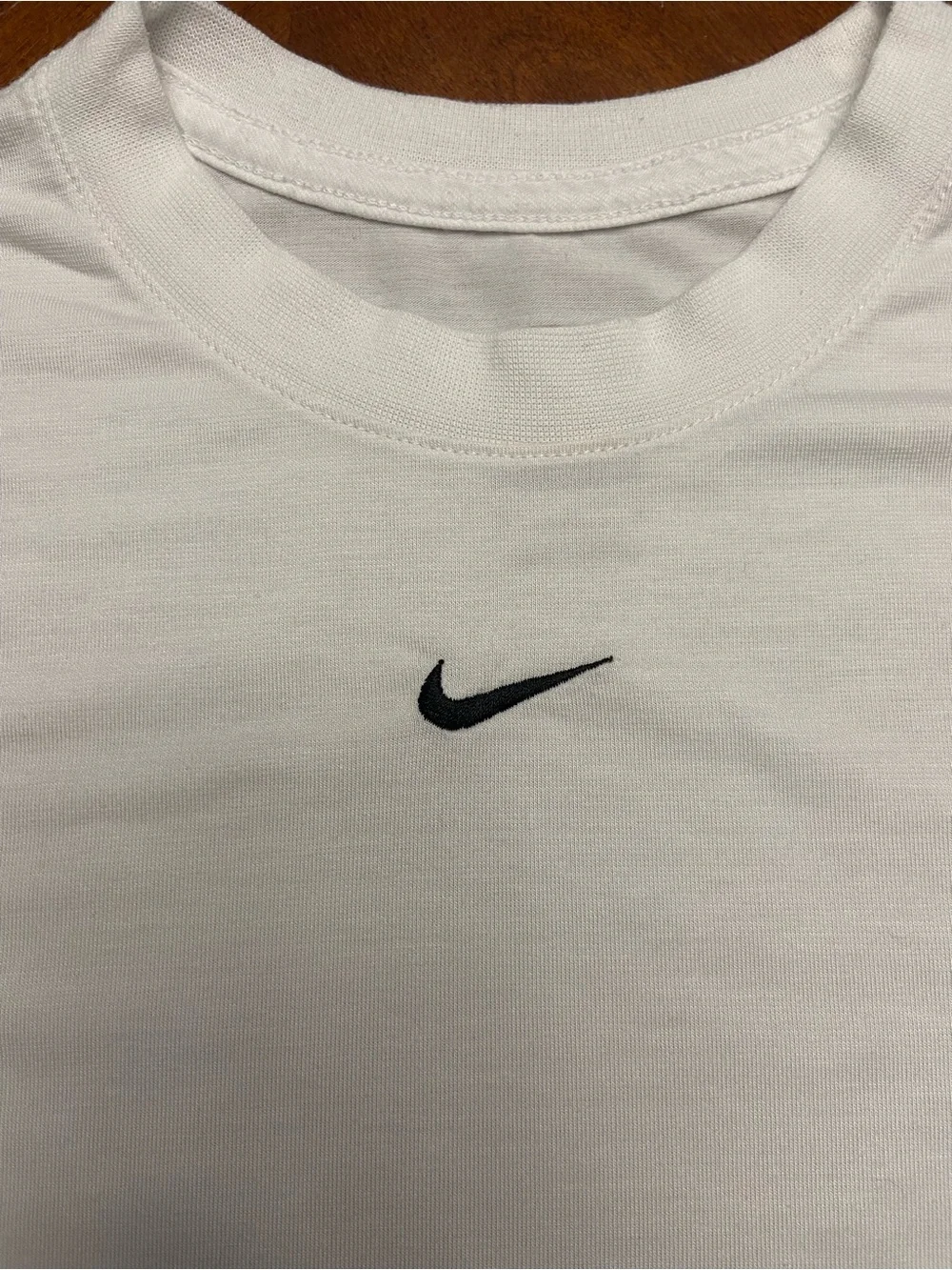 Nike Women’s White Cropped Crew Tee with Black Swoosh - Picture 3 of 9